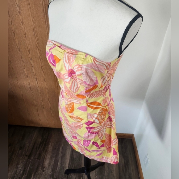 Vintage Lilly Pulitzer Tropical Floral Strapless Sheath Dress in Yellow and Pink - Picture 2 of 4